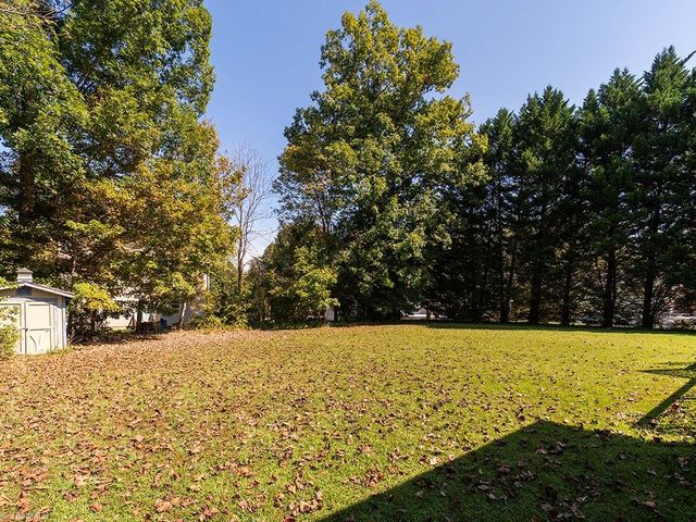 609 Rockwood Drive, Graham, NC 27253