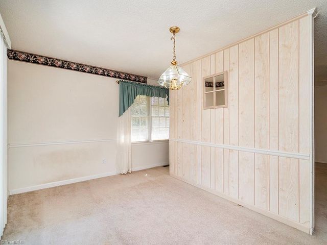 609 Rockwood Drive, Graham, NC 27253