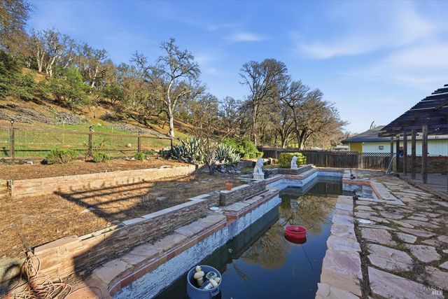 19336 Mountain Mdw N, Hidden Valley Lake, CA 95467