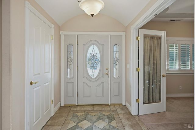 19336 Mountain Mdw N, Hidden Valley Lake, CA 95467