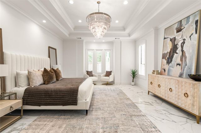 5142 Huckleberry Circle, Houston, TX 77056