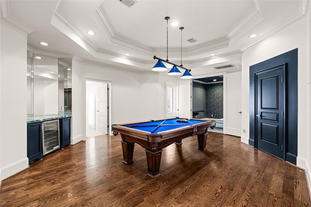 5142 Huckleberry Circle, Houston, TX 77056