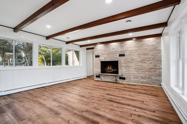 5686 N River Forest DRIVE, Glendale, WI 53209