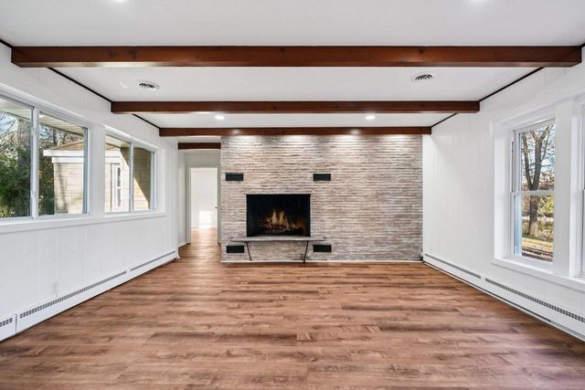 5686 N River Forest DRIVE, Glendale, WI 53209