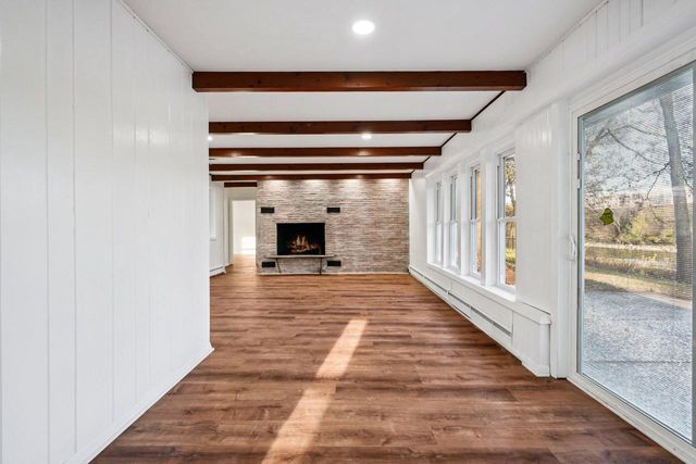 5686 N River Forest DRIVE, Glendale, WI 53209