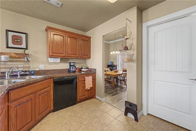 706 Sedgwick Drive, Prairie Grove, AR 72753