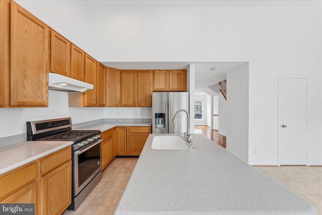 2550 JAMES MONROE CIR, Herndon, VA 20171