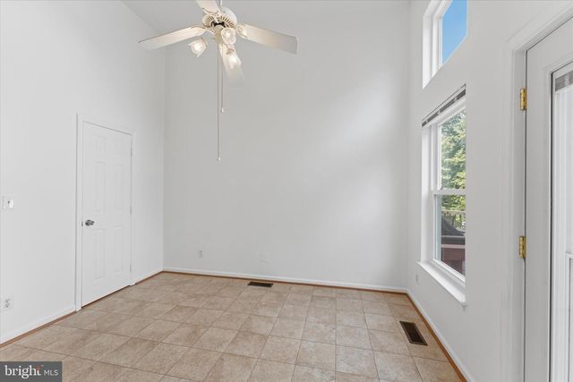 2550 JAMES MONROE CIR, Herndon, VA 20171