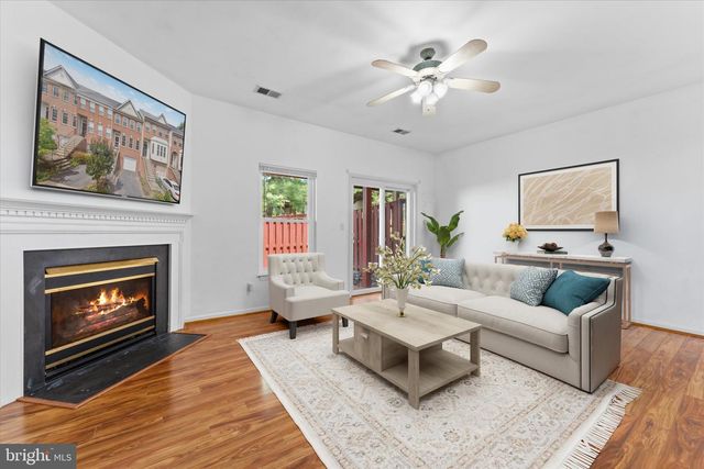 2550 JAMES MONROE CIR, Herndon, VA 20171