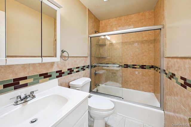 49 N Chatsworth Avenue, Larchmont, NY 10538