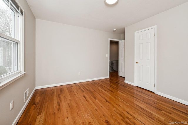 49 N Chatsworth Avenue, Larchmont, NY 10538