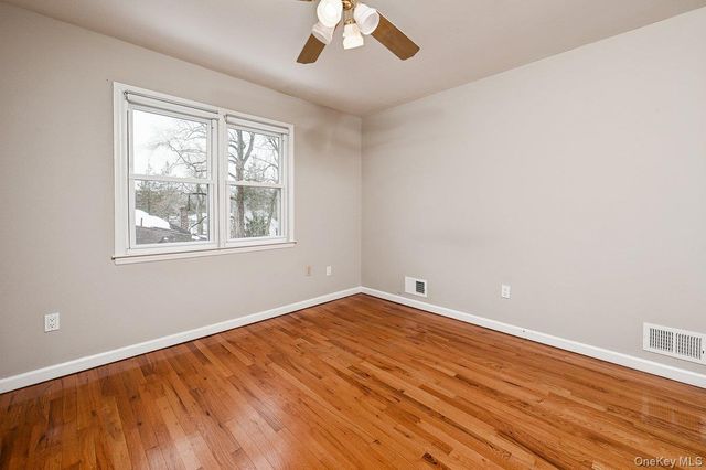 49 N Chatsworth Avenue, Larchmont, NY 10538