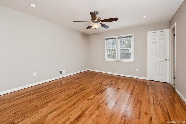 49 N Chatsworth Avenue, Larchmont, NY 10538