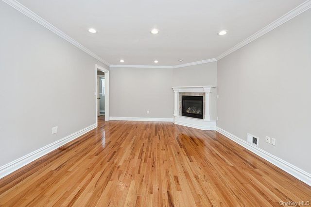 49 N Chatsworth Avenue, Larchmont, NY 10538