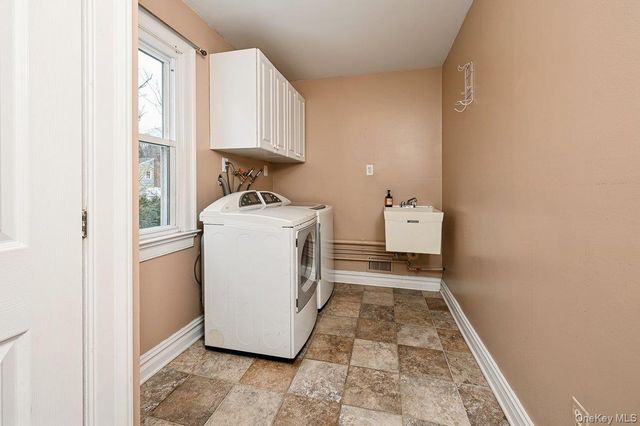 49 N Chatsworth Avenue, Larchmont, NY 10538