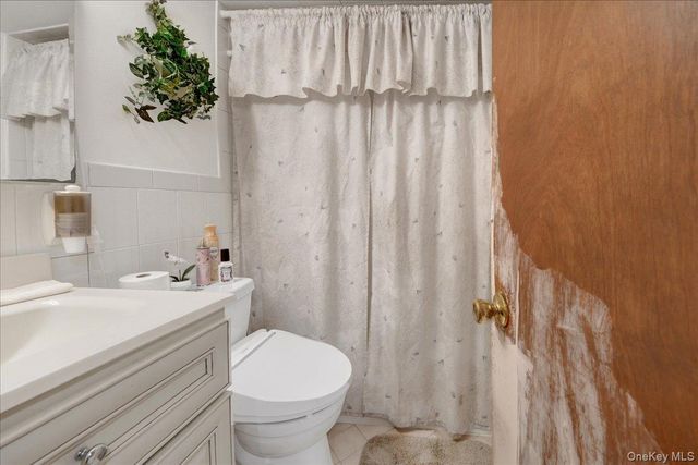 3170 Rawlins Avenue, Bronx, NY 10465