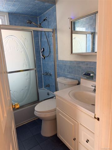 3170 Rawlins Avenue, Bronx, NY 10465