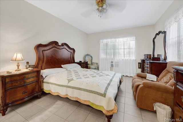 3170 Rawlins Avenue, Bronx, NY 10465