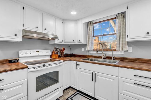 1723 Midland Drive, Franklin, IN 46131