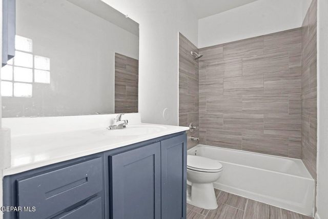 14329 Bill Lazor Parkway, El Paso, TX 79928