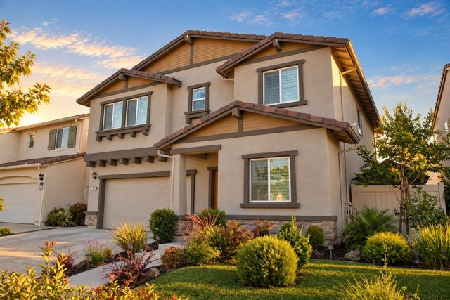 7660 Walpole Way, Elk Grove, CA 95758
