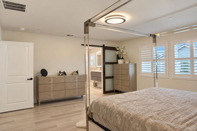 7660 Walpole Way, Elk Grove, CA 95758