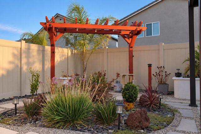7660 Walpole Way, Elk Grove, CA 95758