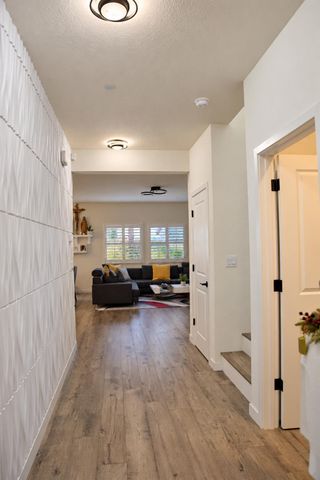 7660 Walpole Way, Elk Grove, CA 95758