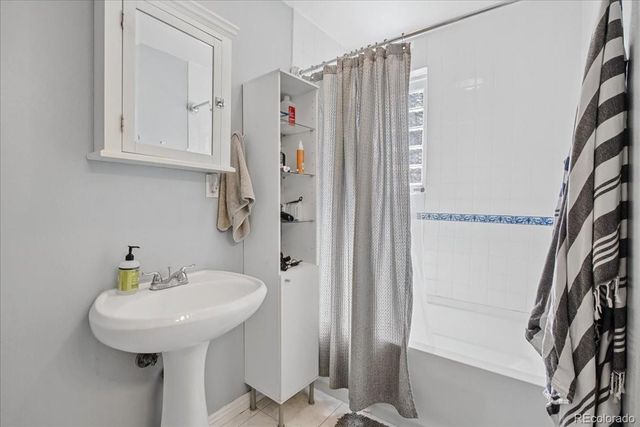 1341 Florence Street, Aurora, CO 80010