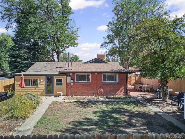 1341 Florence Street, Aurora, CO 80010