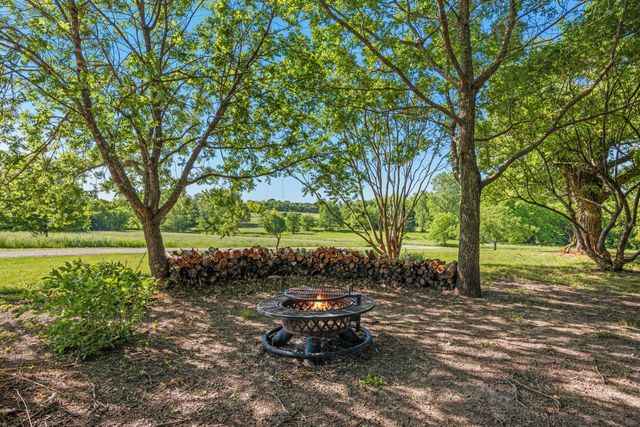 3829 FM 896, Leonard, TX 75452