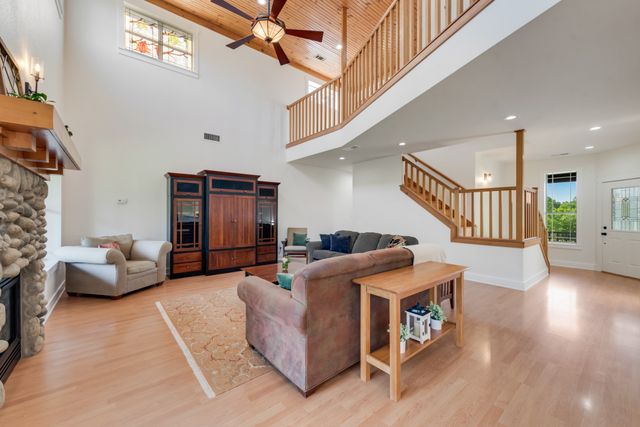 3829 FM 896, Leonard, TX 75452