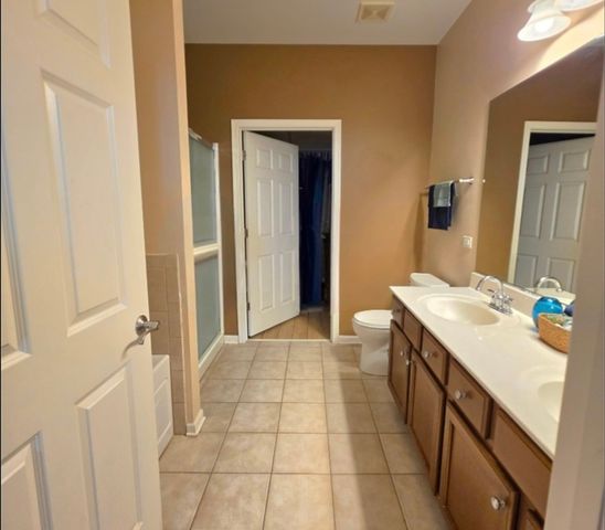 8211 Tremont Lane, Joliet, IL 60431