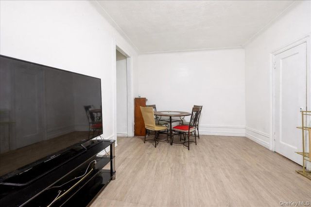 1974 Lafontaine Avenue 2E, Bronx, NY 10457