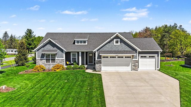 5587 Stanton Woods Drive, Blendon Twp, MI 49426