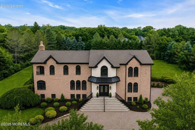 8 Tiberon Drive, Holmdel, NJ 07733
