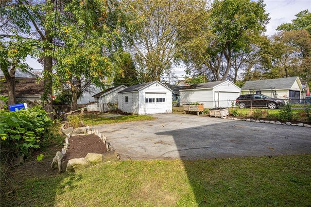 64 Midvale, Rochester, NY 14619