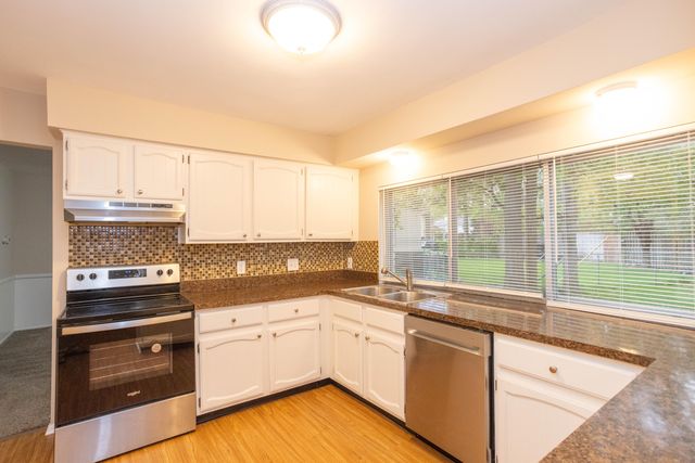 3356 Tacoma Circle, Ann Arbor, MI 48108