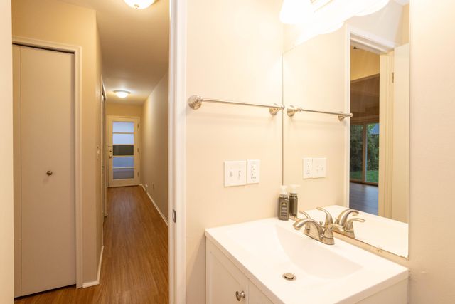 3356 Tacoma Circle, Ann Arbor, MI 48108