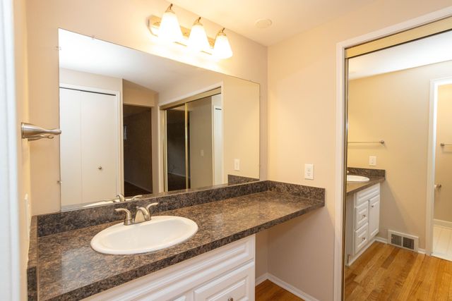 3356 Tacoma Circle, Ann Arbor, MI 48108