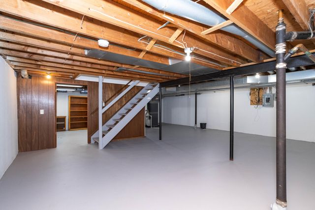 3356 Tacoma Circle, Ann Arbor, MI 48108