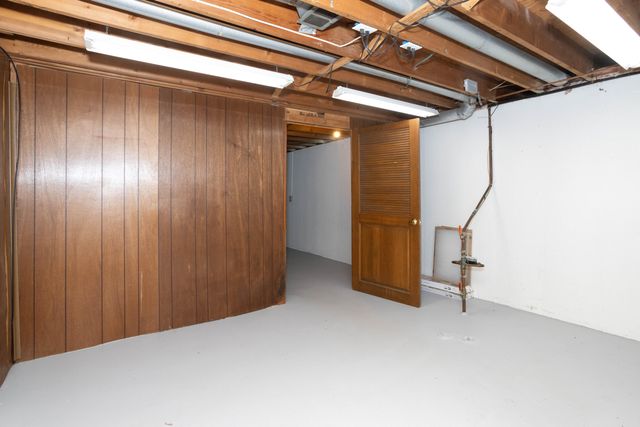 3356 Tacoma Circle, Ann Arbor, MI 48108