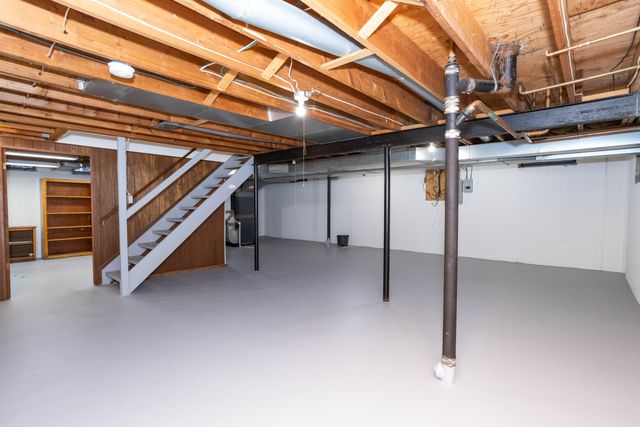 3356 Tacoma Circle, Ann Arbor, MI 48108