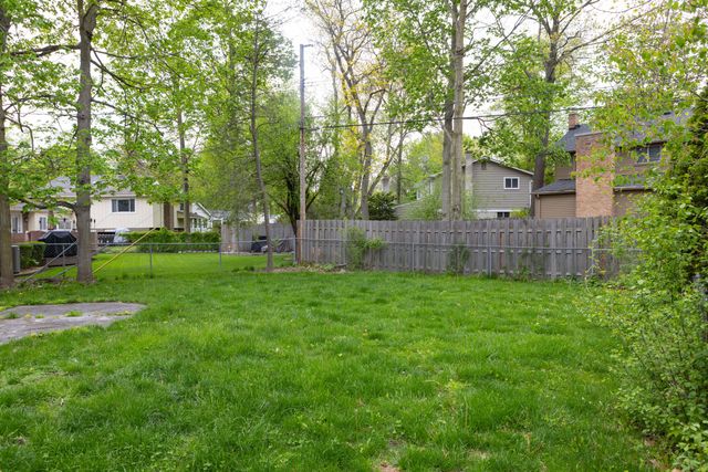 3356 Tacoma Circle, Ann Arbor, MI 48108