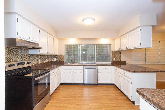 3356 Tacoma Circle, Ann Arbor, MI 48108