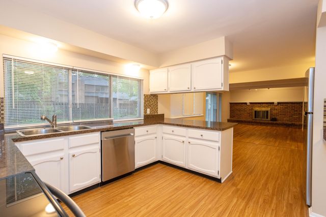 3356 Tacoma Circle, Ann Arbor, MI 48108
