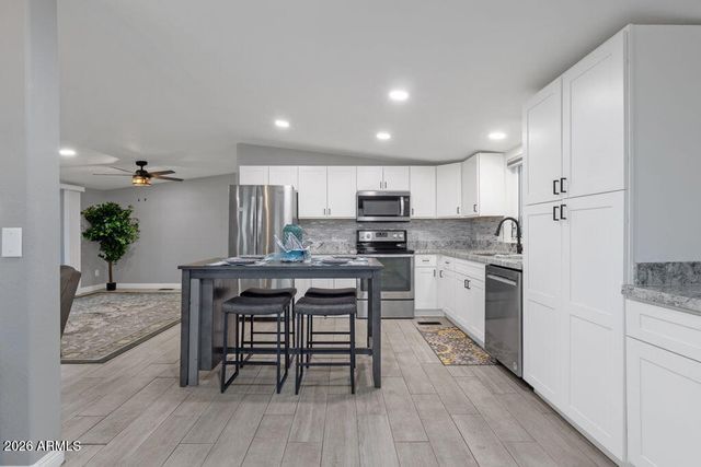 8103 E SOUTHERN Avenue 224, Mesa, AZ 85209