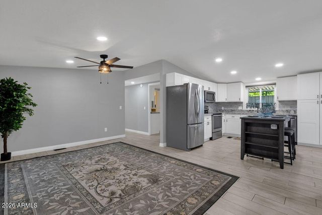 8103 E SOUTHERN Avenue 224, Mesa, AZ 85209