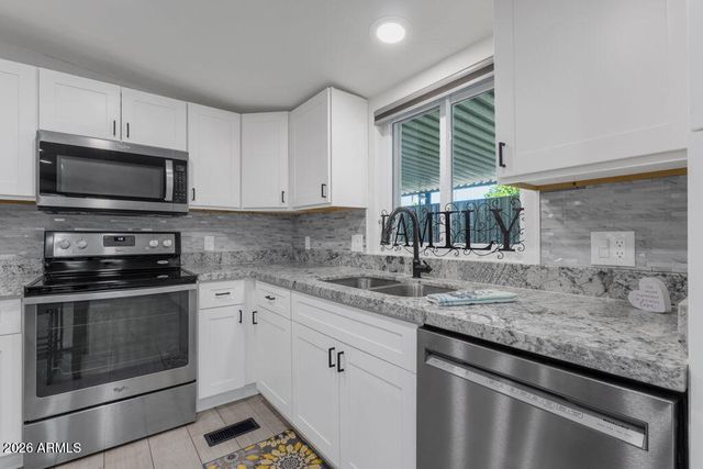 8103 E SOUTHERN Avenue 224, Mesa, AZ 85209