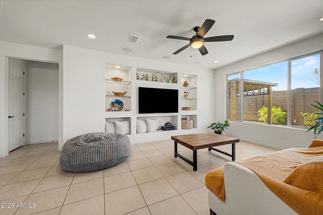 1957 W Fawn Way, San Tan Valley, AZ 85144
